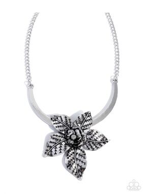N-103 Paparazzi Silver Botanical Leaf Flower Necklace
